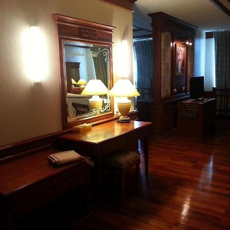 Angkham Hotel Vientiane Buitenkant foto