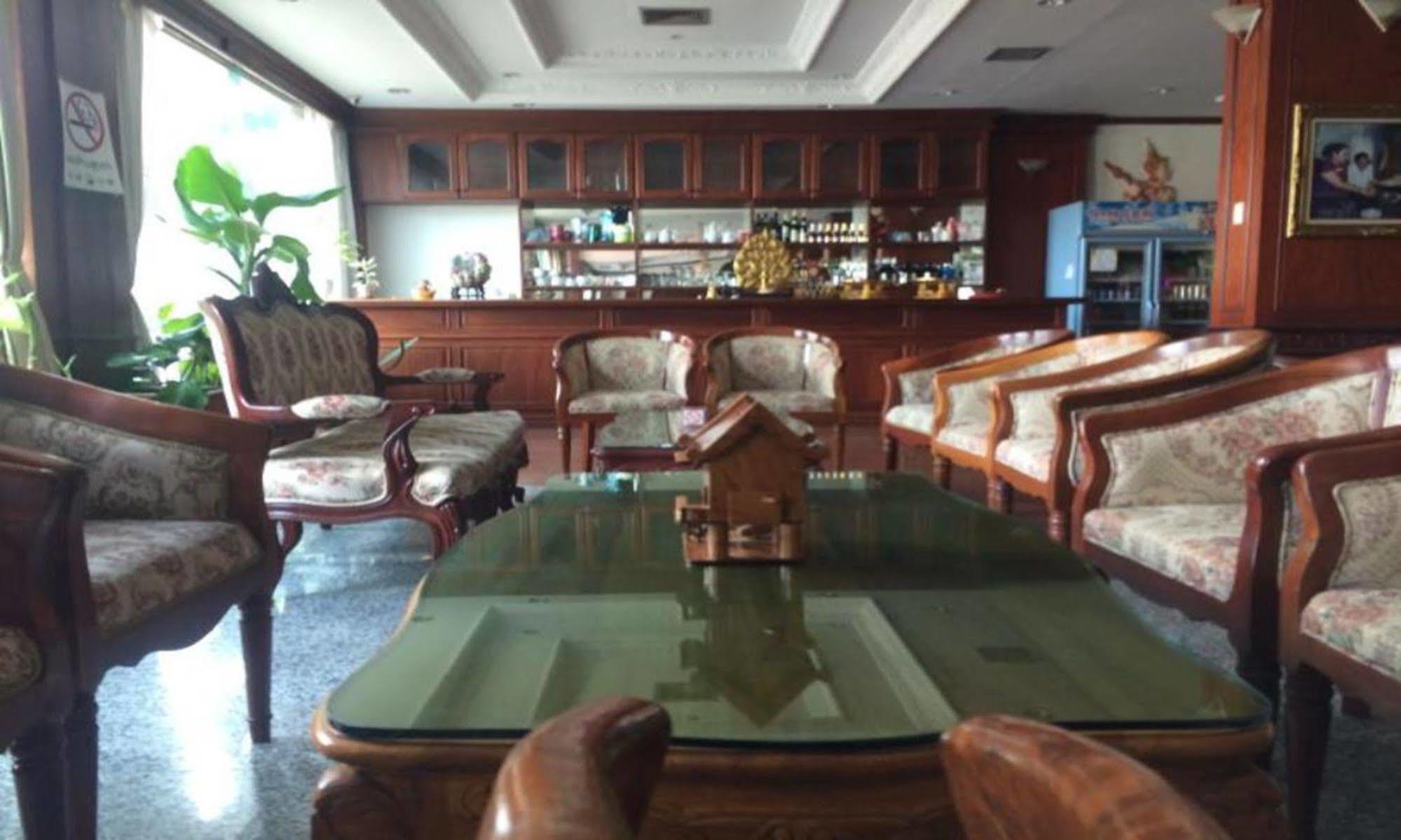Angkham Hotel Vientiane Buitenkant foto